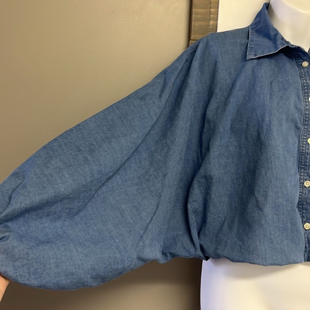 Banana Republic Blue Chambray Lined Bubble Sleeve Button Down Shirt- Small - Picture 3 of 12